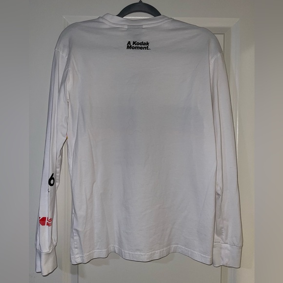 H&M Kodak film long sleeve t shirt 🎞️📽️ - Picture 5 of 5